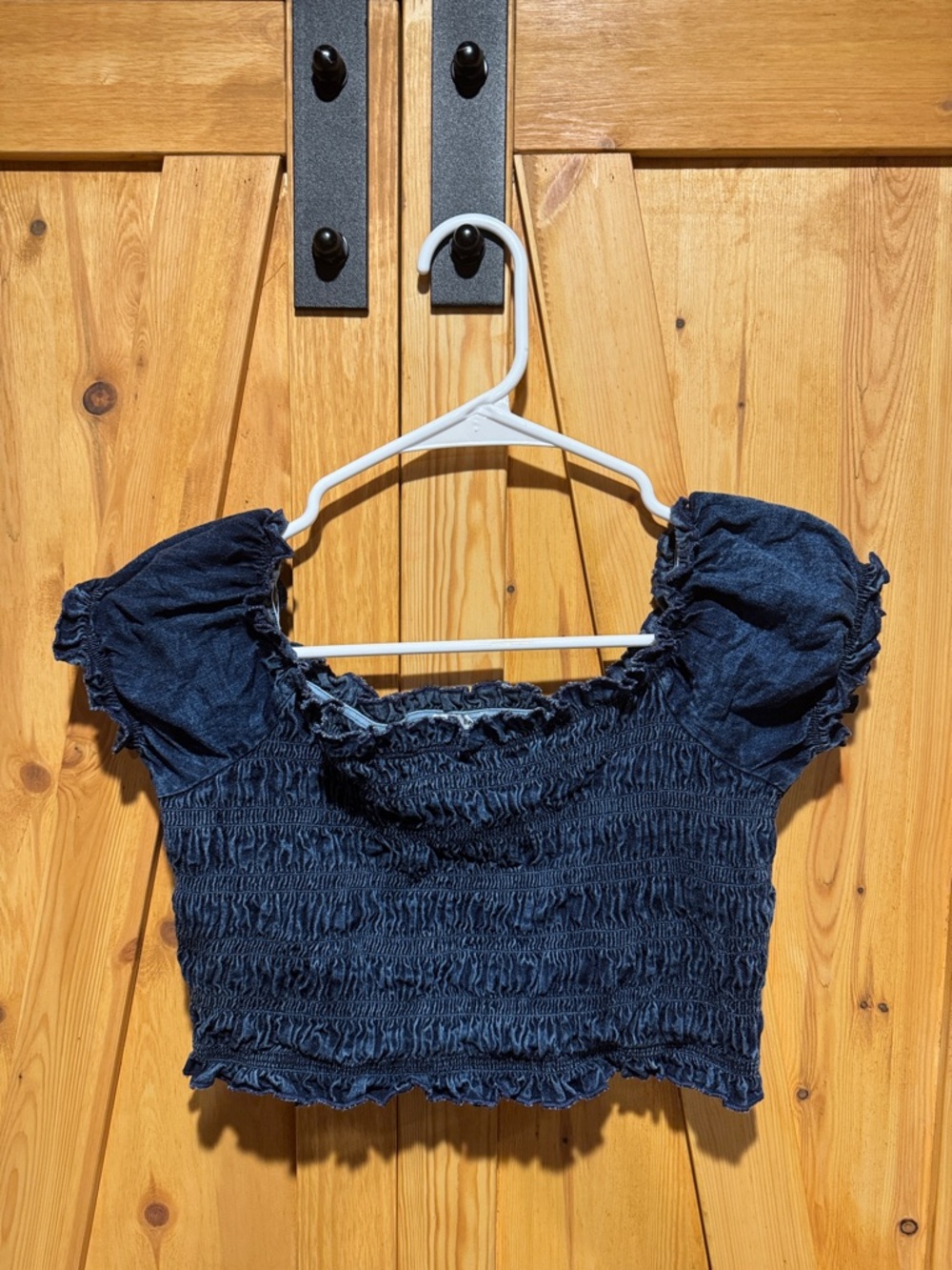 American Eagle Outfitters Navy Smocked Puff-Sleeve Crop Top